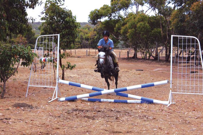 Mirravale Riding School