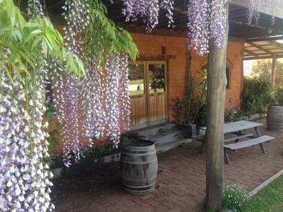 Mountford Wines and Tangletoe Cidery