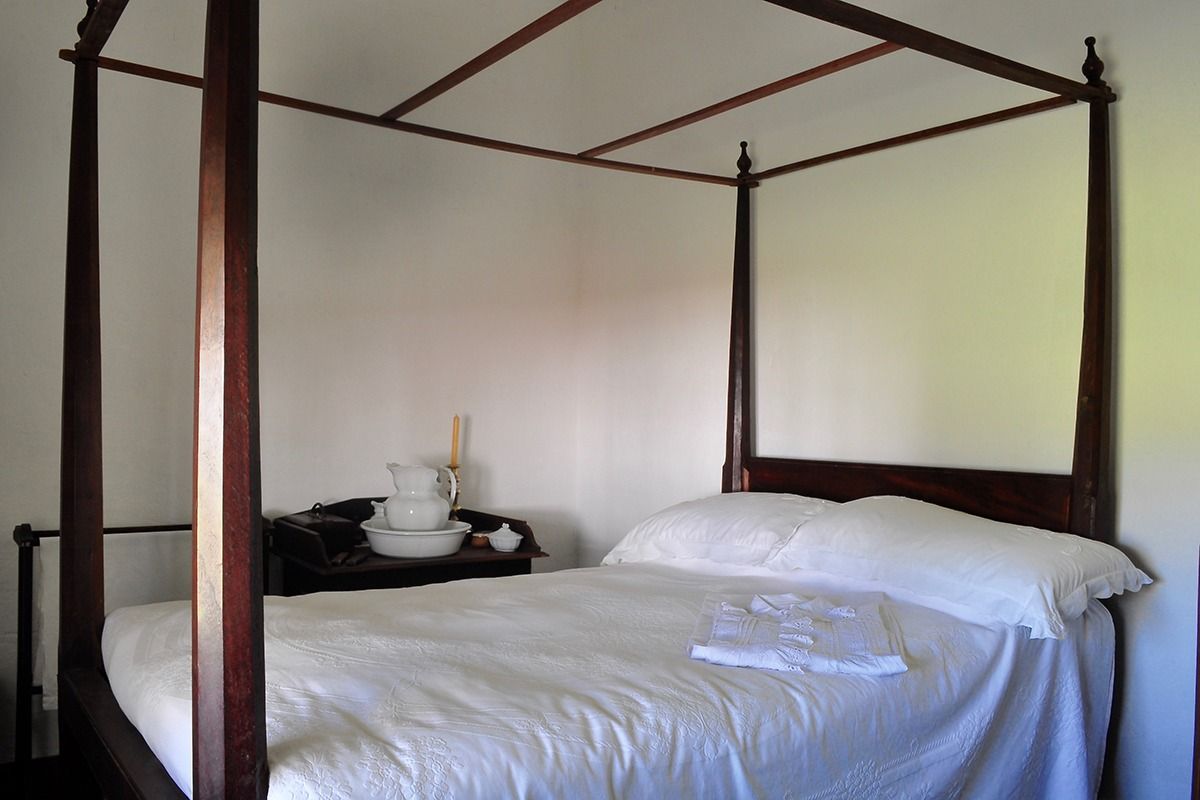 20160322-OBLY-Bedroom-by-Stephen-Smith.jpg