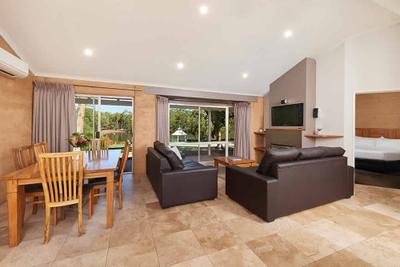 Eight Willows Retreat